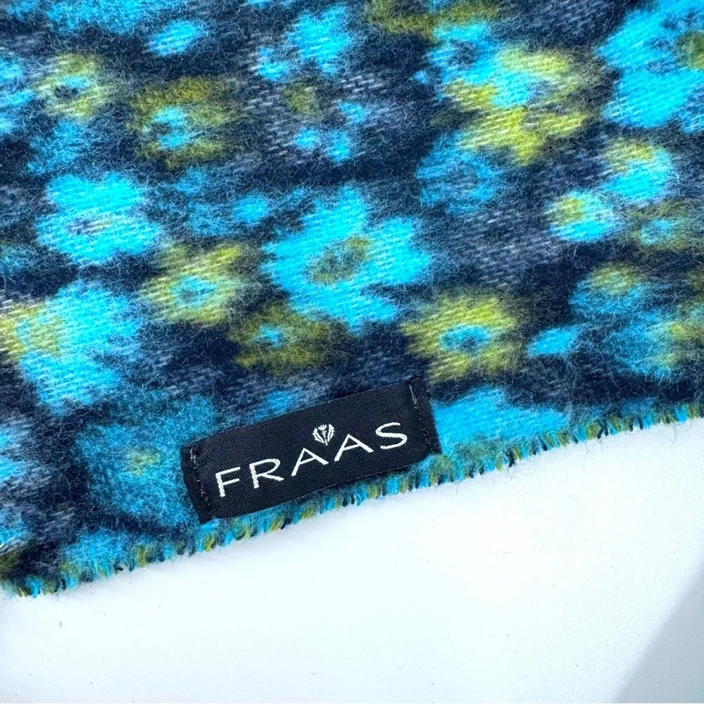 Fraas Blue and Gray Scarf with Fringe‎ Details